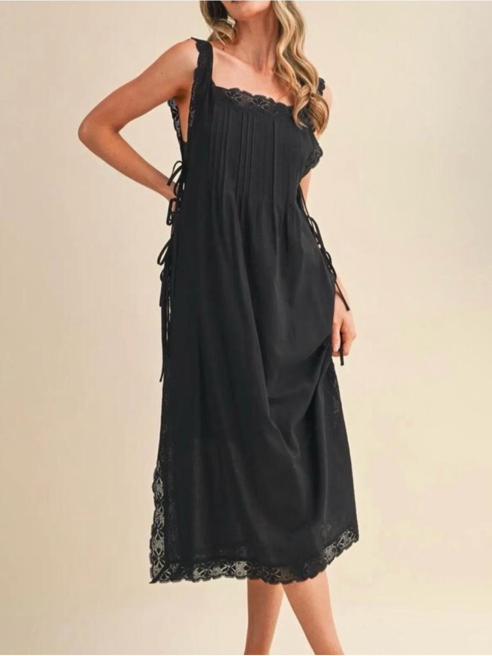 Lace Trim Side Tying midi dress